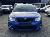 Skoda Octavia Combi RS/Aut/Bi-Xenon/Ahk/Pdc/Shz - gebrauchte Skoda Octavia aus dem Jahr 2012