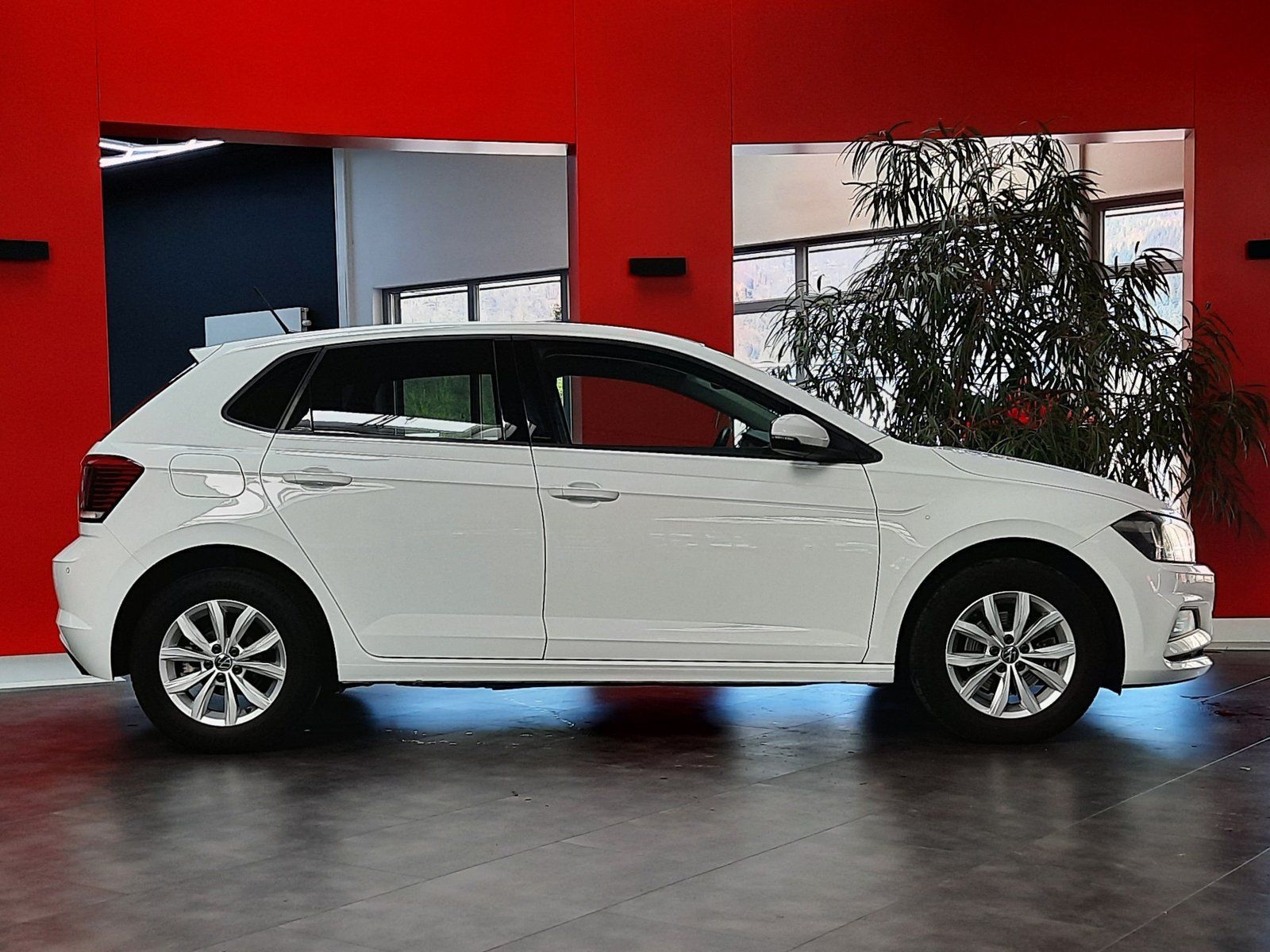 Fahrzeugabbildung Volkswagen Polo Highline TSI DSG *Klima*PDC*Sitzhzg*App-Co*
