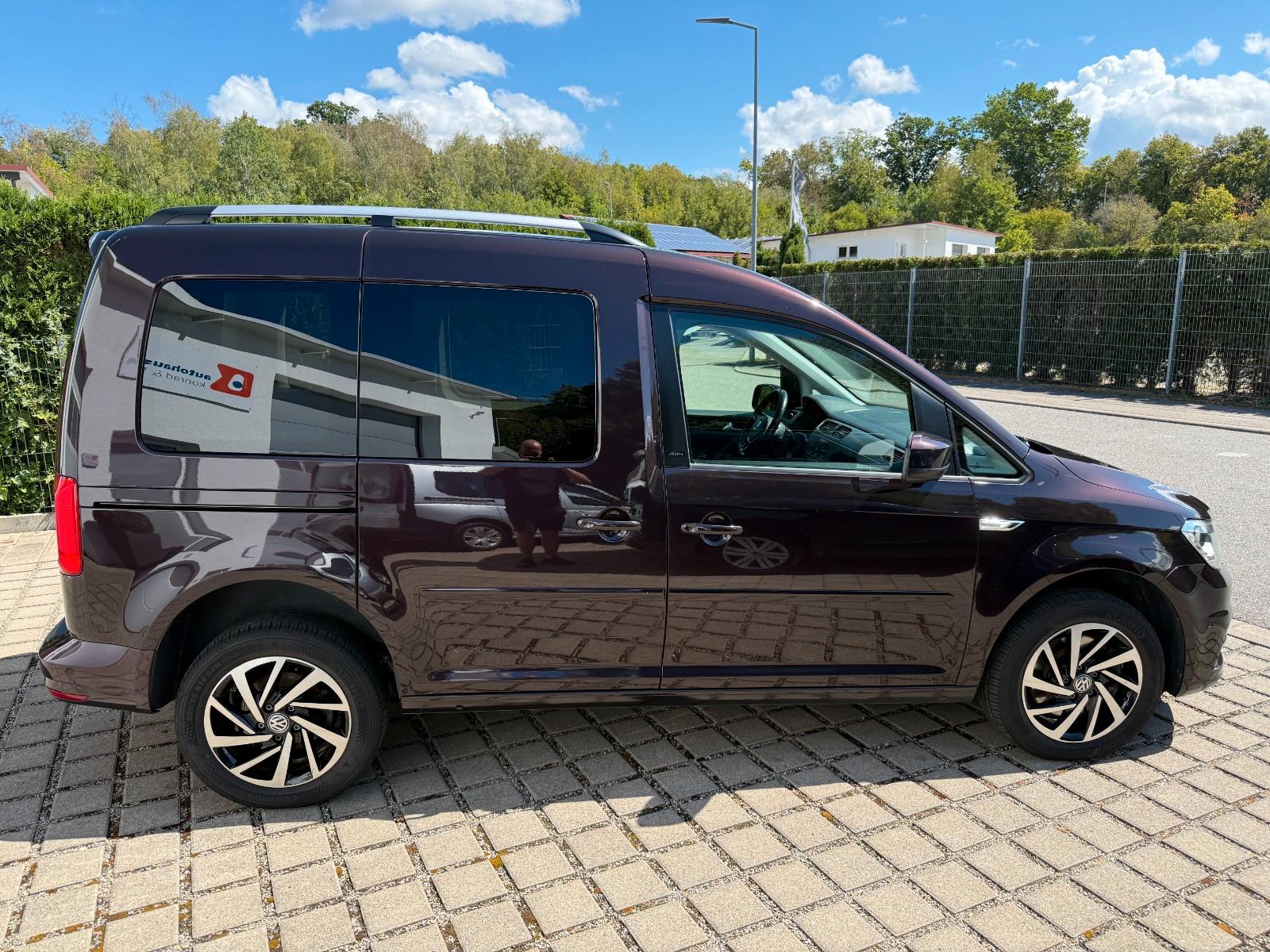 Volkswagen Caddy 5-Sitzer/4Motion/Klima/AHK/Standheizung