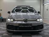 Volkswagen Golf Golf VIII R-Line Matrix LED, HUD, Ambiente, - gebrauchte Kleinwagen in Hildesheim