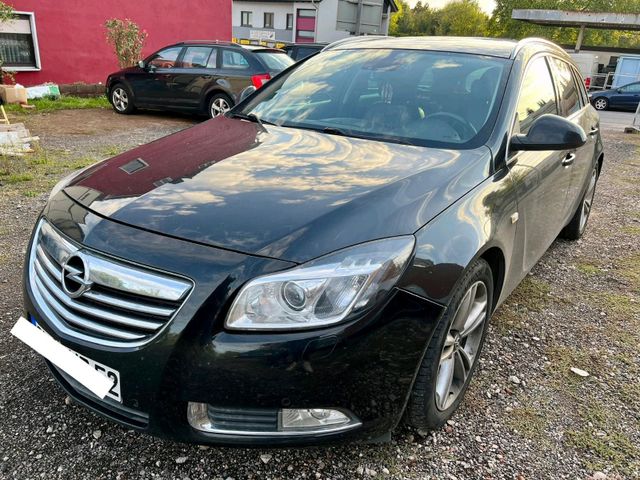 Opel Insignia 2.0 Turbo TÜV 6/26