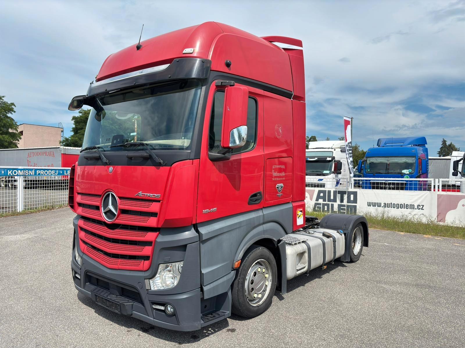 Mercedes-Benz Actros 1845