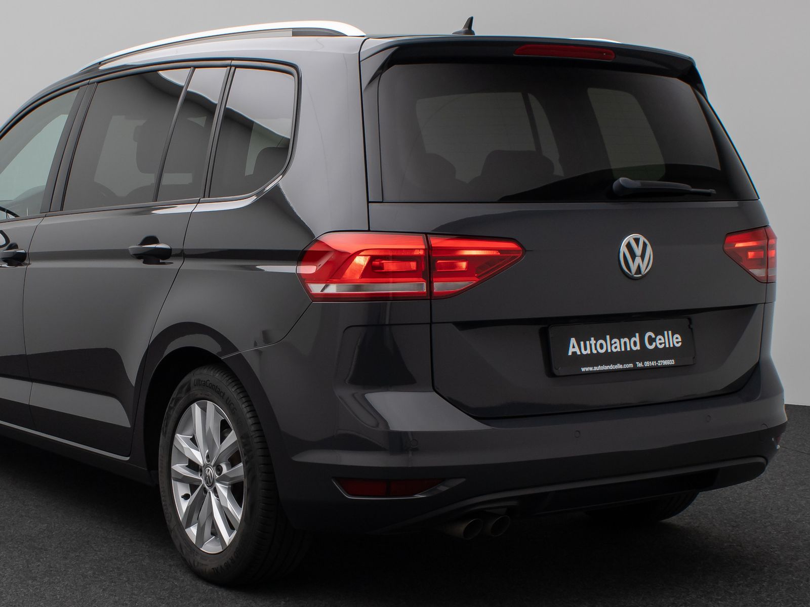 Fahrzeugabbildung Volkswagen Touran 2.0 TDI BMT Navi Stzhz ACC PDC AHK 8fach