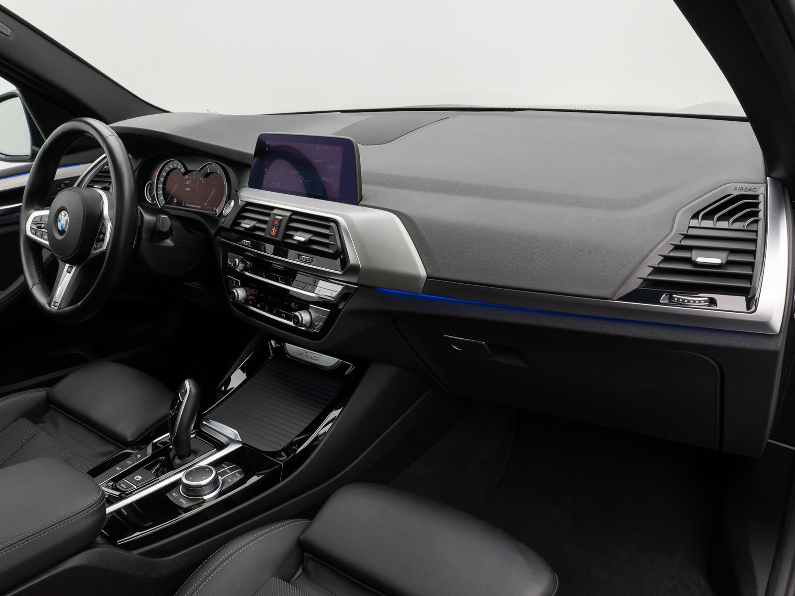 Fahrzeugabbildung BMW X3 xD20d xLine Panorama 360°DAB HiFi AHK Komfort