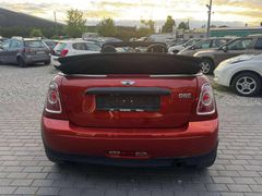 Fahrzeugabbildung MINI One Cabrio One  Bixenon PDC 8fach bereift Scheck