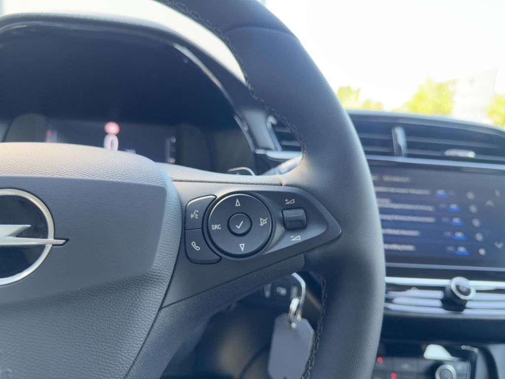 Fahrzeugabbildung Opel Corsa AUTOMATIK  SITZH.  RÜCKFAHRKAMERA
