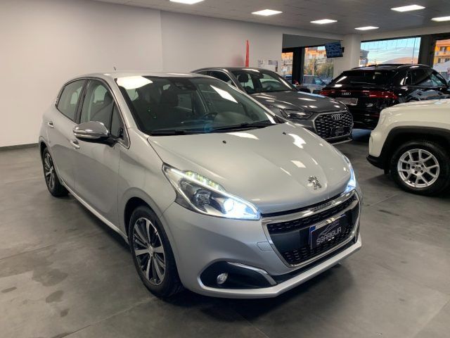 Peugeot PEUGEOT 208 1.2 Benzina 5 Porte Allure