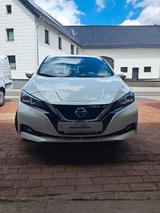Nissan Leaf 150 PS 40KWH TEKNA  - Nissan Leaf von privat