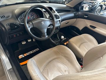 Peugeot 206 Cabriolet CC Platinum *TÜV NEU* Alu*Navi*