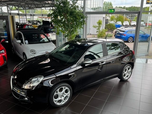 Fahrzeugabbildung Alfa Romeo Giulietta KLIMA XENON NAVI ALU