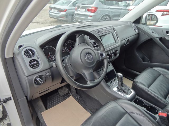 Fahrzeugabbildung Volkswagen Tiguan Sport Style 4Motion/Xenon/SitzH/PDC/Leder