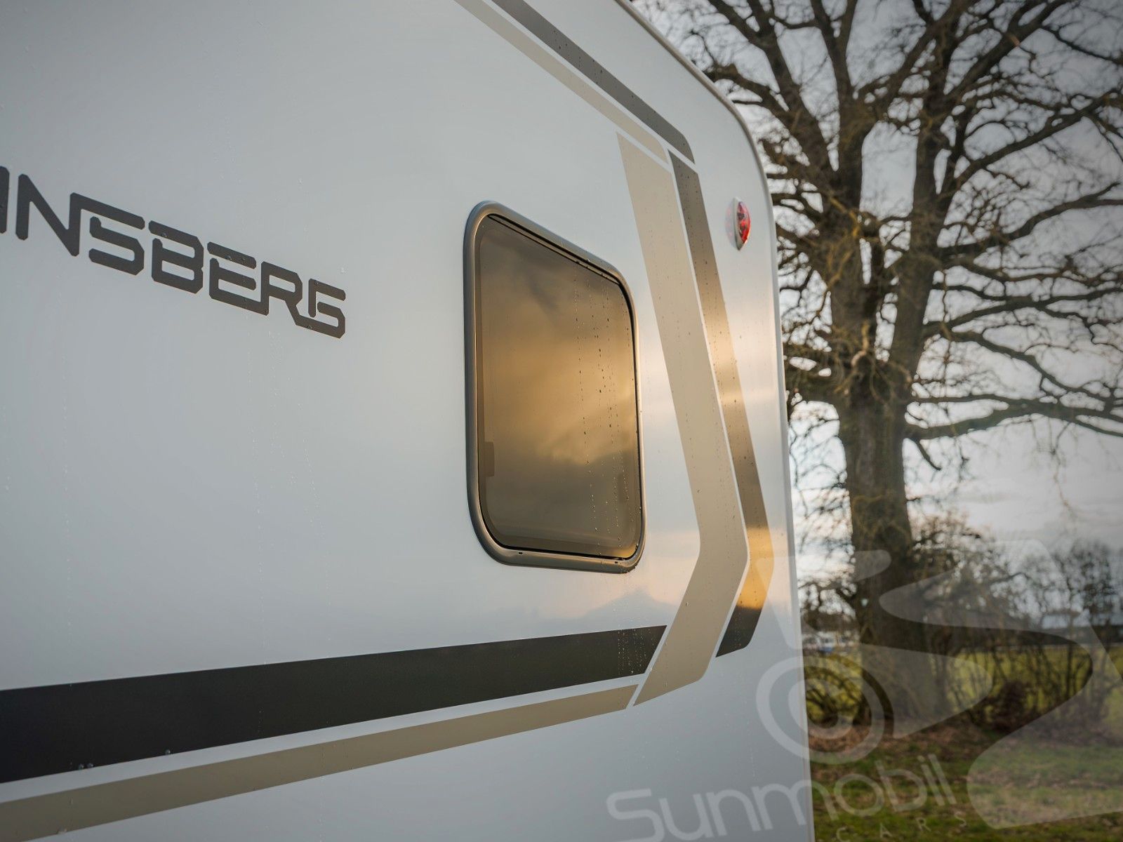 Fahrzeugabbildung Weinsberg CaraSuite FORD 650 MF #SAT #KLIMA #MEDIA #VOLL