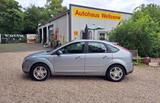 Ford Focus 1.6 Ghia scheckheftgepflegt - Ford: Ghia