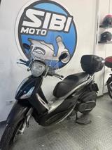 Piaggio Beverly 350 - MOFA