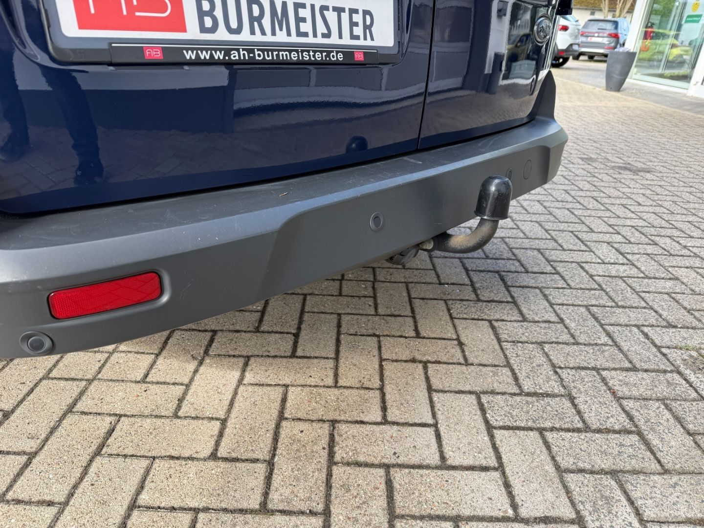 Fahrzeugabbildung Ford Transit Connect Kasten Trend AHK  Regalsystem PD
