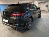 Alfa Romeo Stelvio 2.2 Diesel 210hp - Navi -Leather - Alfa Romeo Stelvio von privat