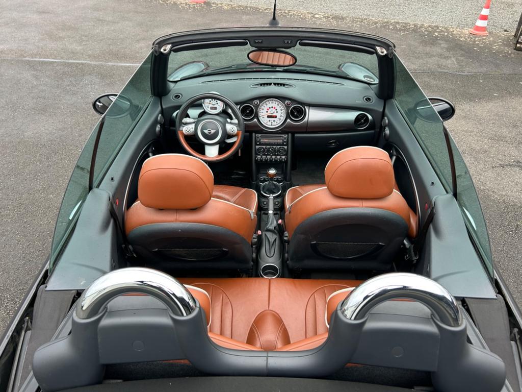 MINI Cooper Cabrio
