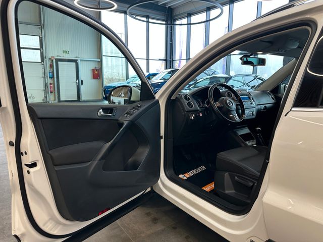 Volkswagen Tiguan Team 4Motion *2. Hand*Klima*SHZ*AHK*PDC*