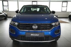 VW T-Roc 2.0 TDI Active | Navi | App | ACC | AHK VW T-Roc 2.0 TDI Active | Navi | App | ACC | AHK