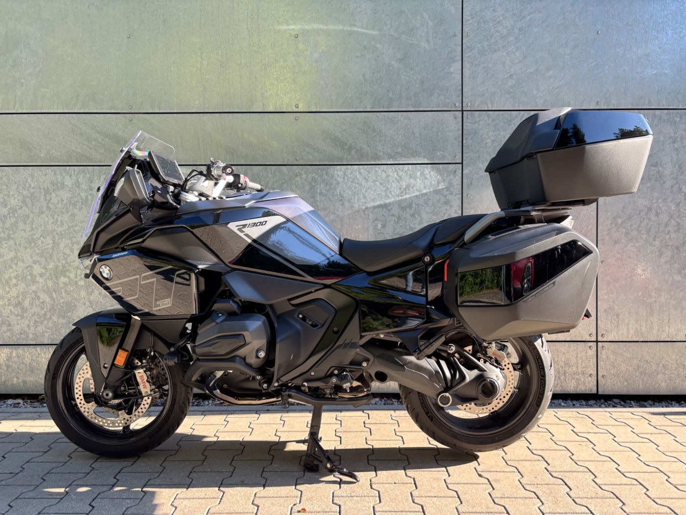 Fahrzeugabbildung BMW R 1300 RT 4 Pakete