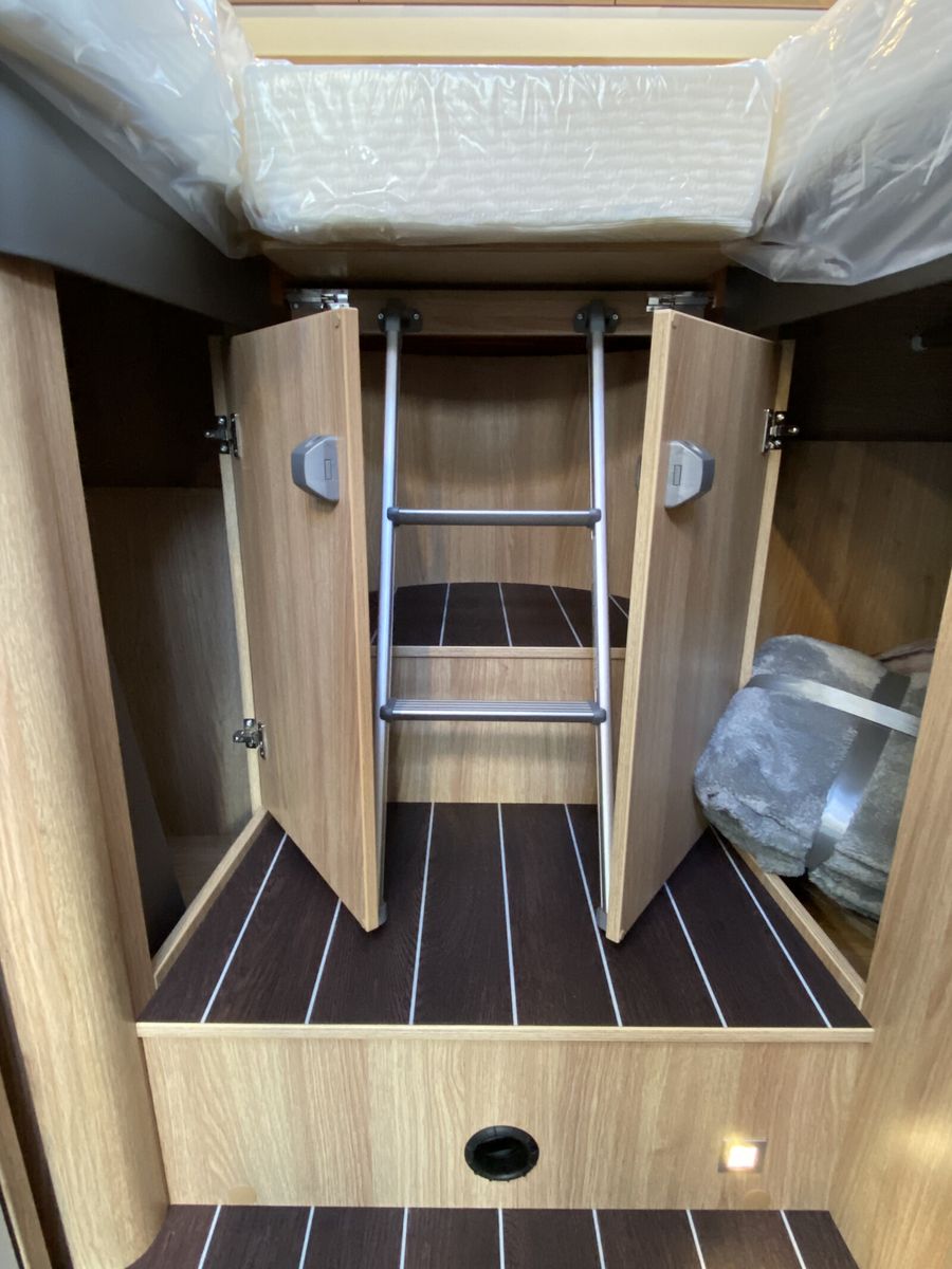 Fahrzeugabbildung Knaus Sky Ti PLATINUM SELECTION 650 MEG Automatik