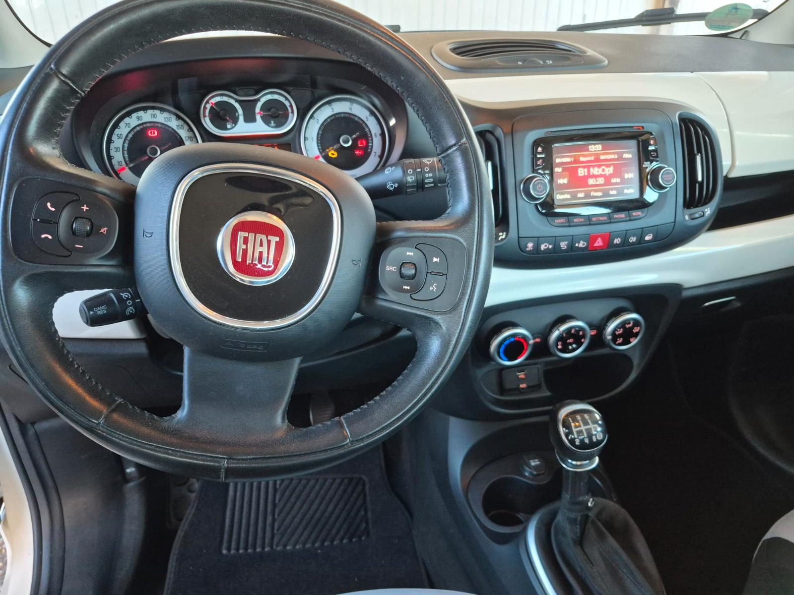 Fiat 500L 2012 — photo 5