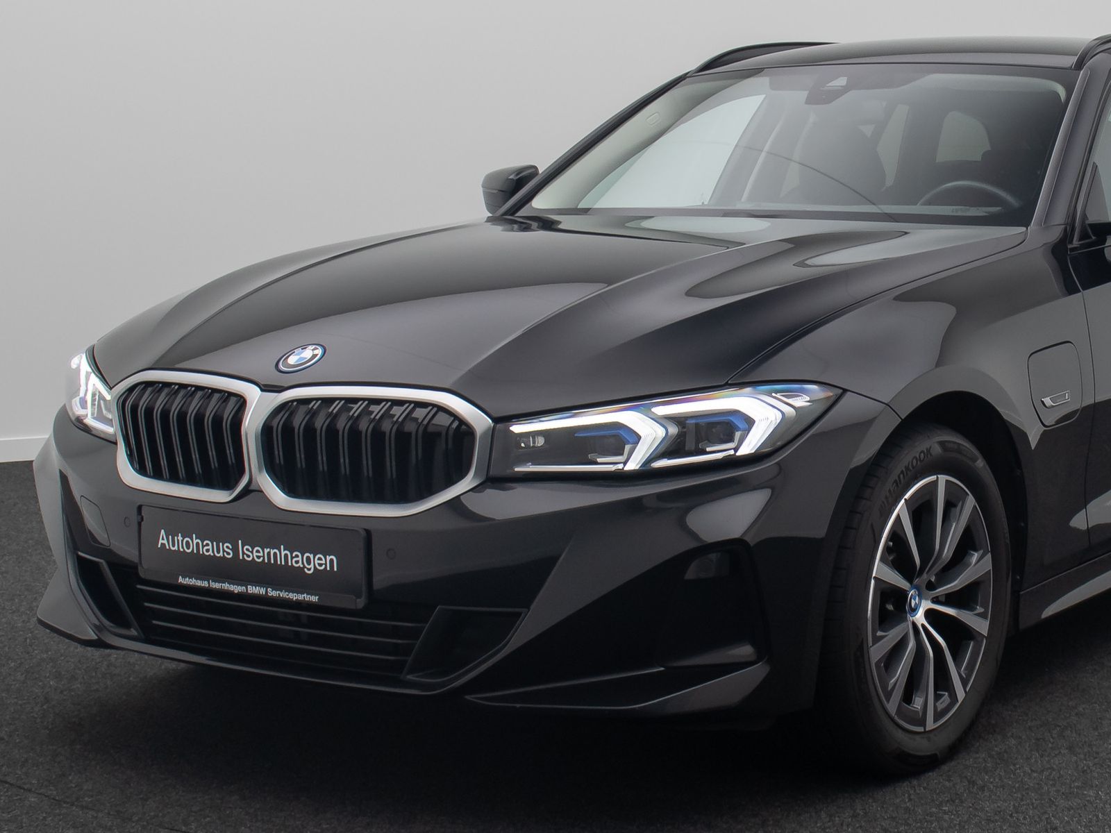 Fahrzeugabbildung BMW 320e FernlichtAs DAB Widscreen Sportsitz Komfort