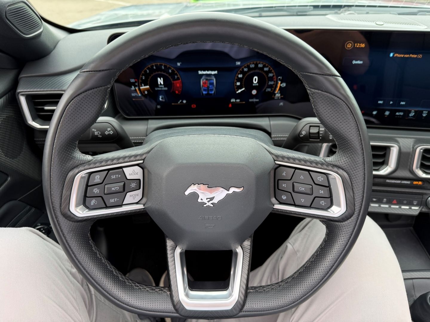 Fahrzeugabbildung Ford Mustang 5.0 V8 Convertible GT Tiefer  Klimasitze
