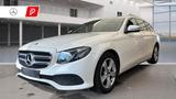 Mercedes-Benz E 220 T-Modell Anh.Kpl Kam LED Navi Ambiente - weiße Mercedes-Benz E 220