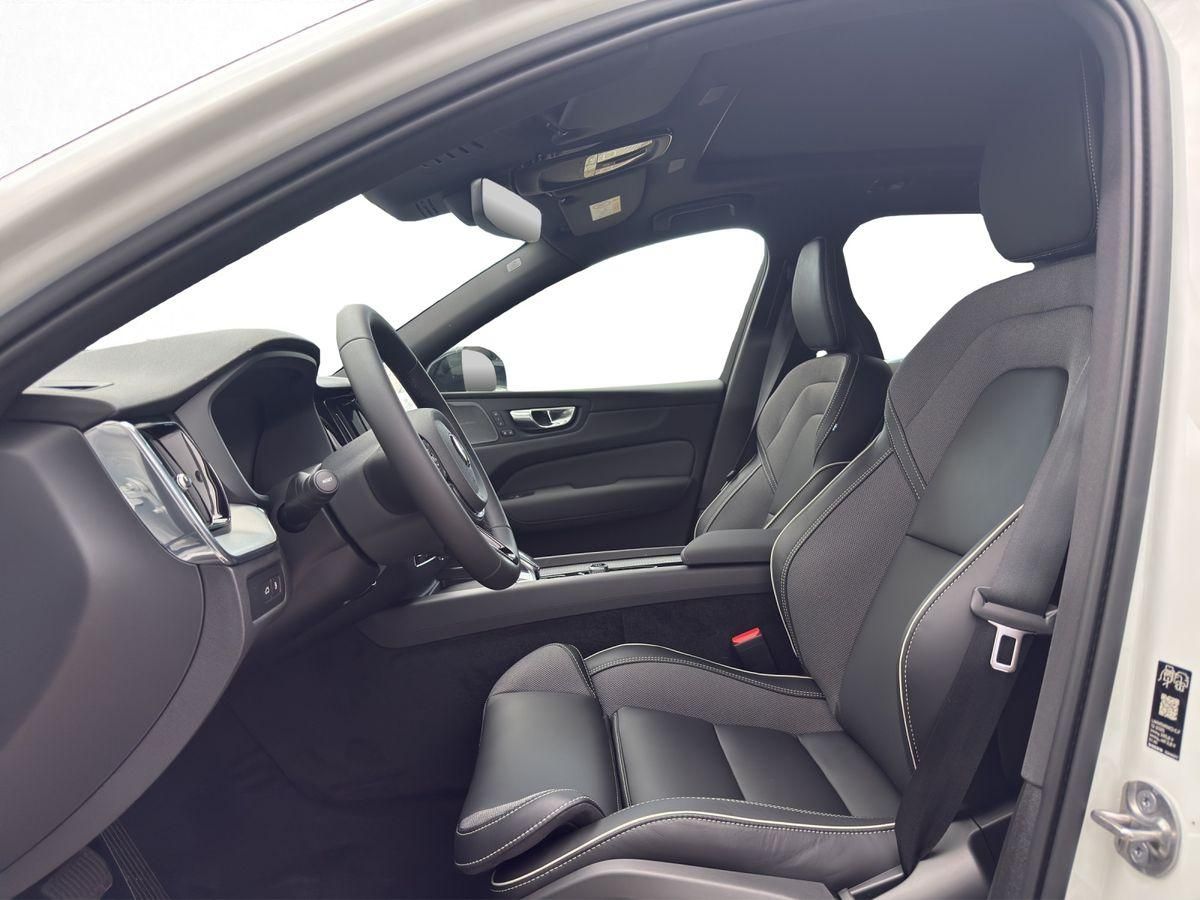 Volvo XC60 - Bild 12