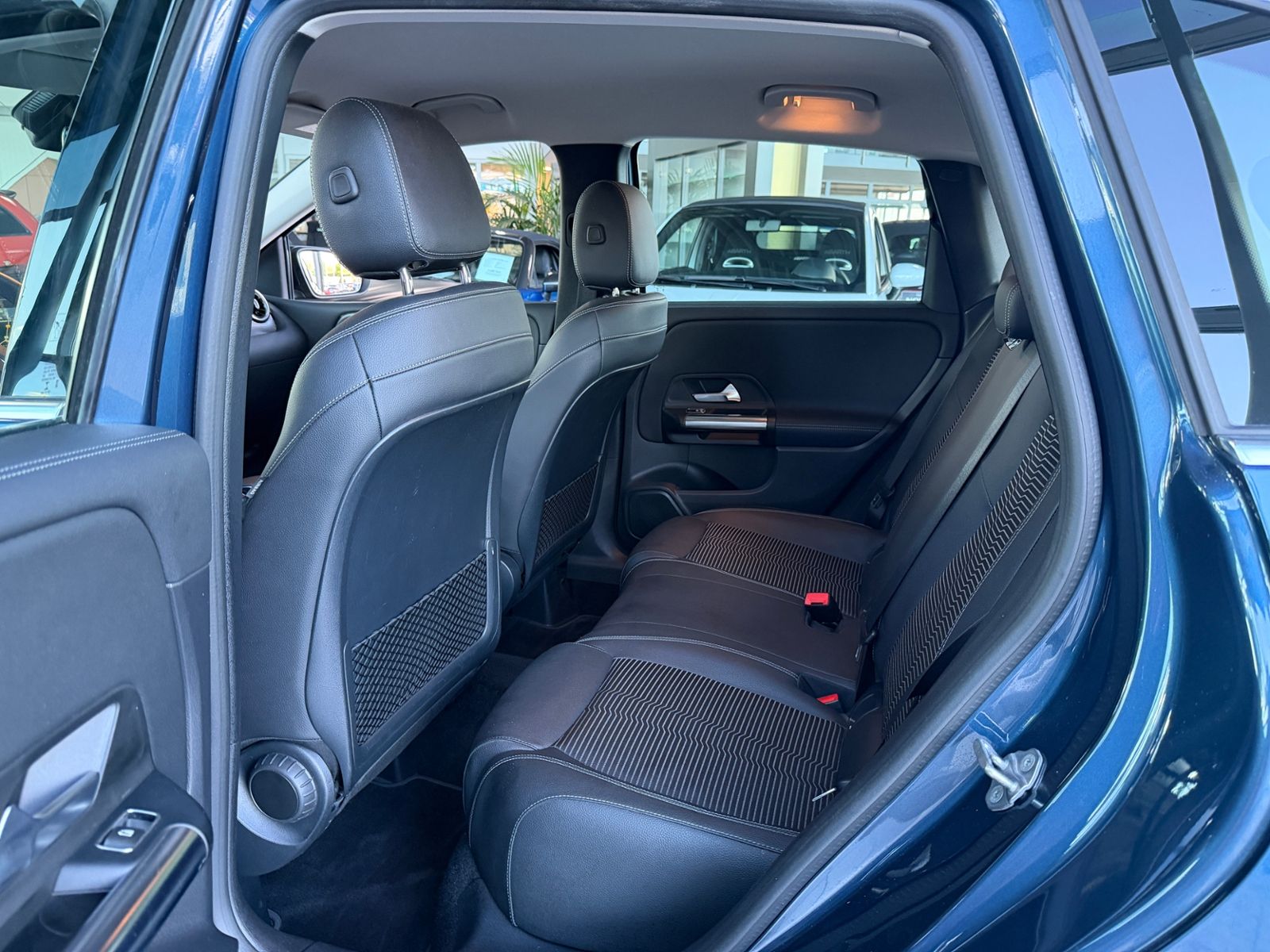 Fahrzeugabbildung Mercedes-Benz B 200 Progressive KLIMA LED NAV RFK SHZ ALU