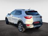 Kia Stonic 1.0 T-GDI MHEV Spirit Allwetter Kamera Kl - silberne Kia Stonic