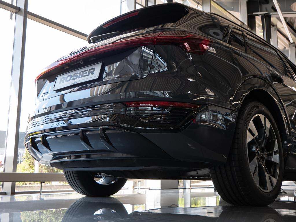 Audi Q8 S line 50 e-tron quattro 1.226,- EUR MTL* ACC