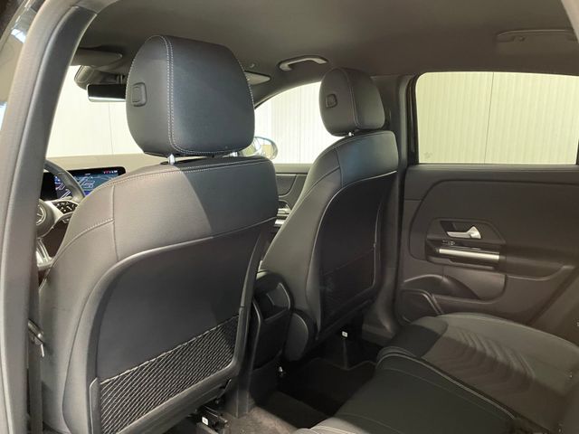 GLA 180 Progressive DCT NAVI LED