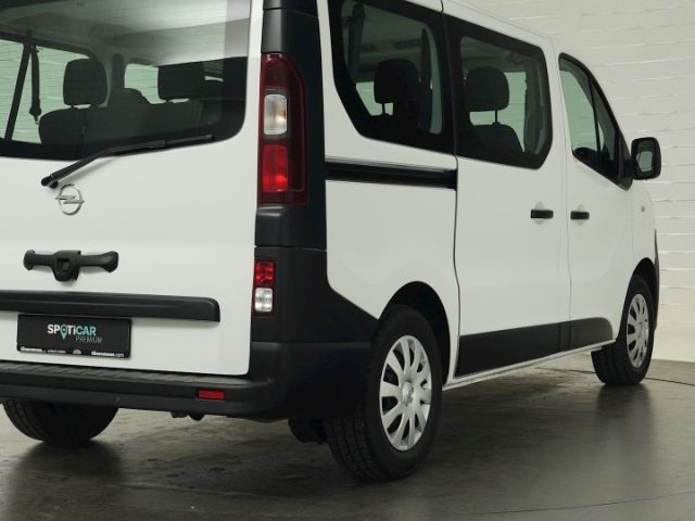 Vivaro B COMBI L1H1 CDTI 9-SITZER+NAVI+SCHIEBETÜ