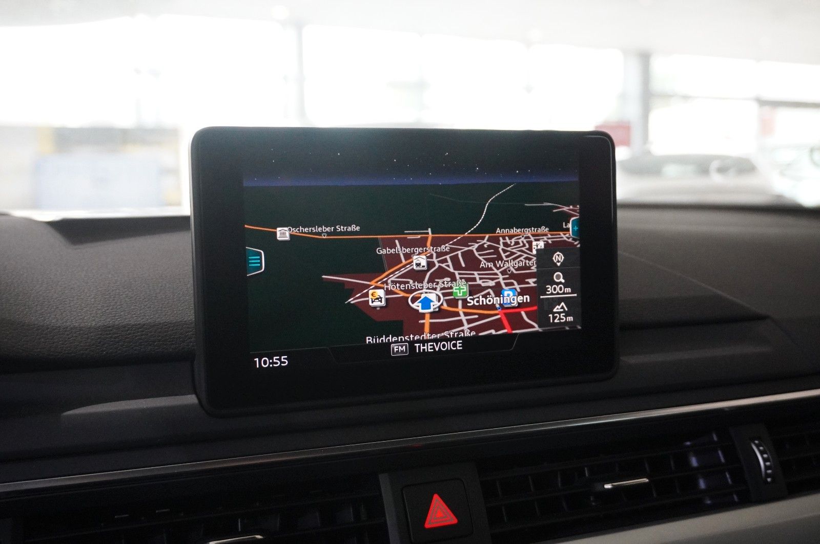 Fahrzeugabbildung Audi A4 Avant 2.0 TFSI ULTRA SPORT NAVI/LED/SHZ/PDC