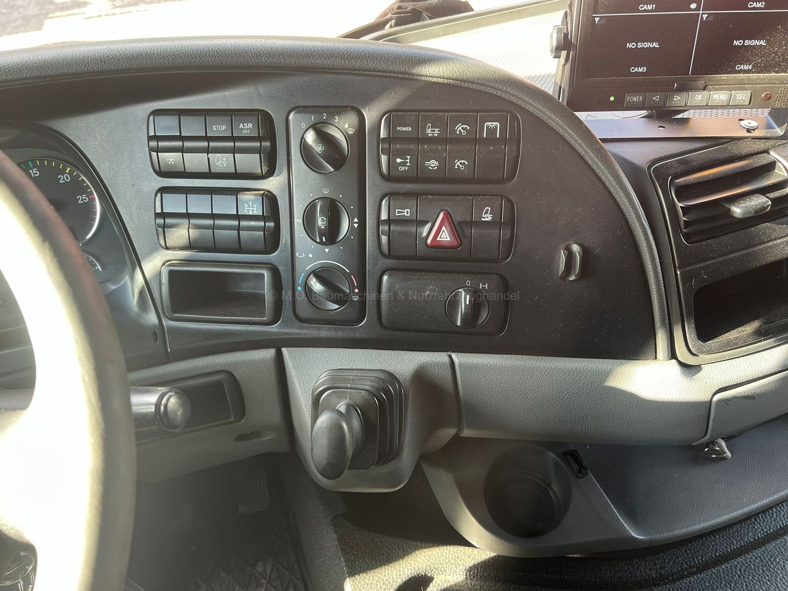 Fahrzeugabbildung Mercedes-Benz Mercedes Benz Actros 1844