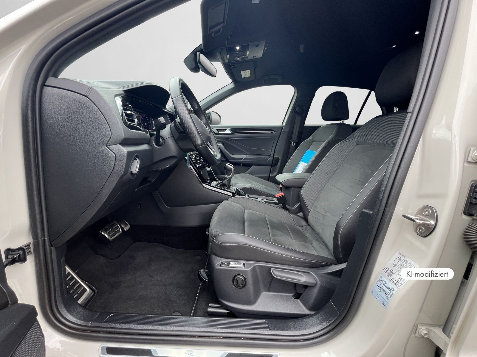 Volkswagen T-Roc - Bild 13