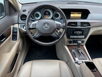 Mercedes C 220 - 11