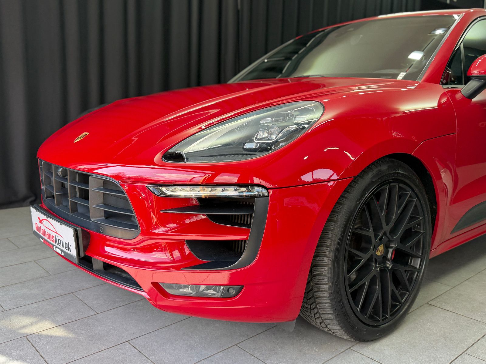 Fahrzeugabbildung Porsche Porsche Macan GTS |BOSE|360°|SITZBELÜFTUNG