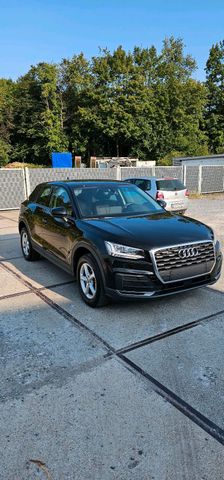 Audi Q2 1.0tfsi Navi LED Sitzenheizung 1Hand