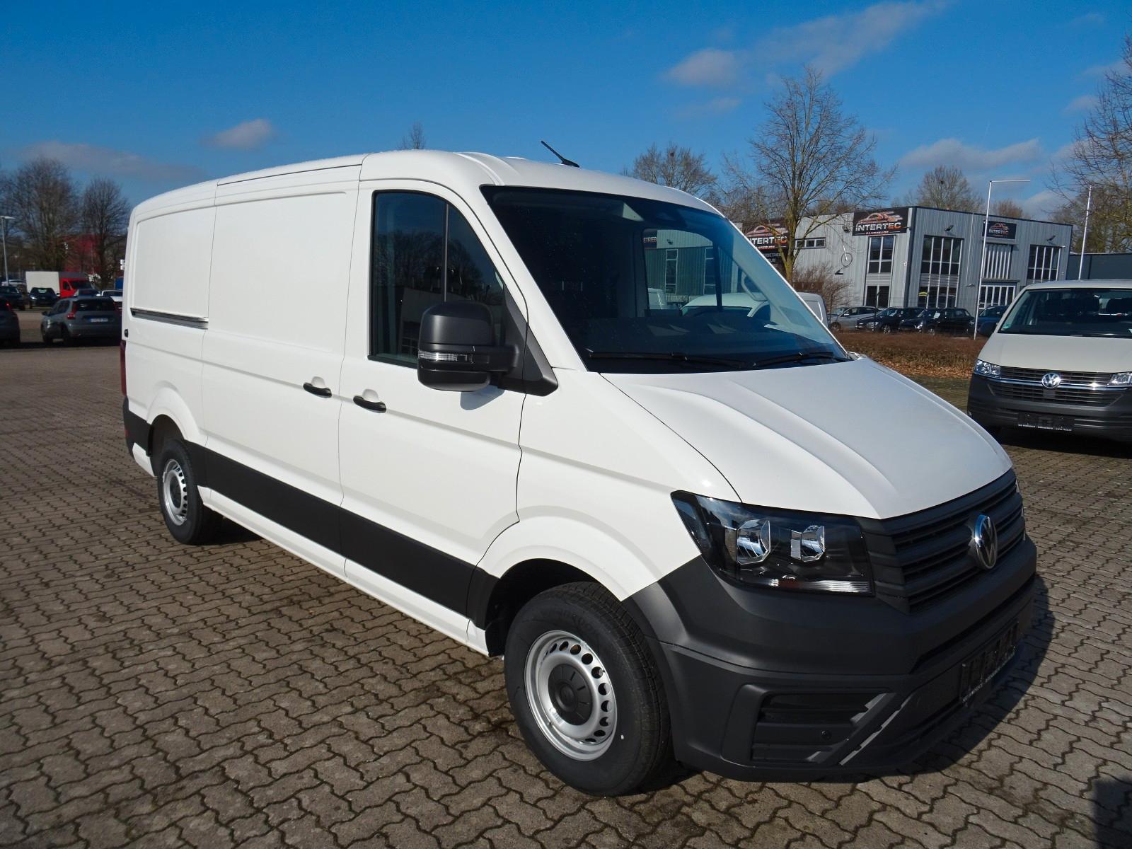 Volkswagen Crafter Kasten MR AHK Kamera GRA Verkleidung GJR