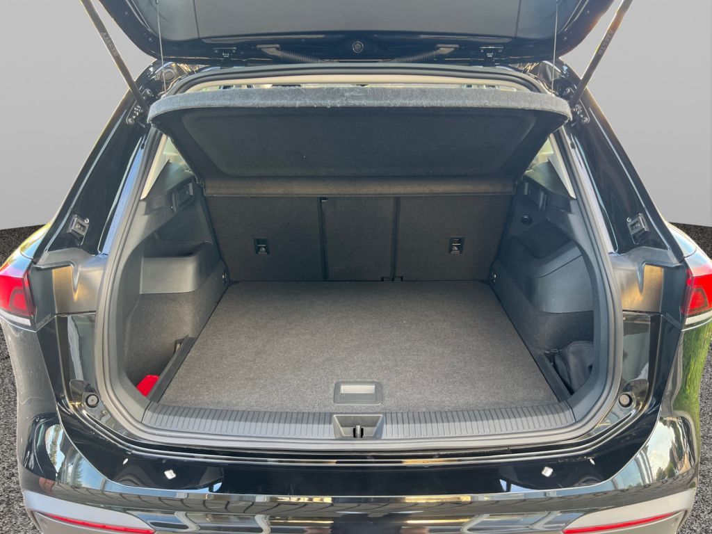 Fahrzeugabbildung Volkswagen Tiguan 2.0 TDI DSG Life AHZV,Navi,LED,SH,ACC