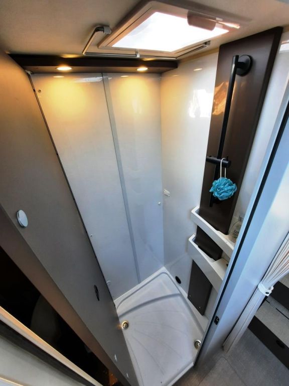 Fahrzeugabbildung Bürstner B66 690 TD Verfüg./SAT/Markise/Rüfa