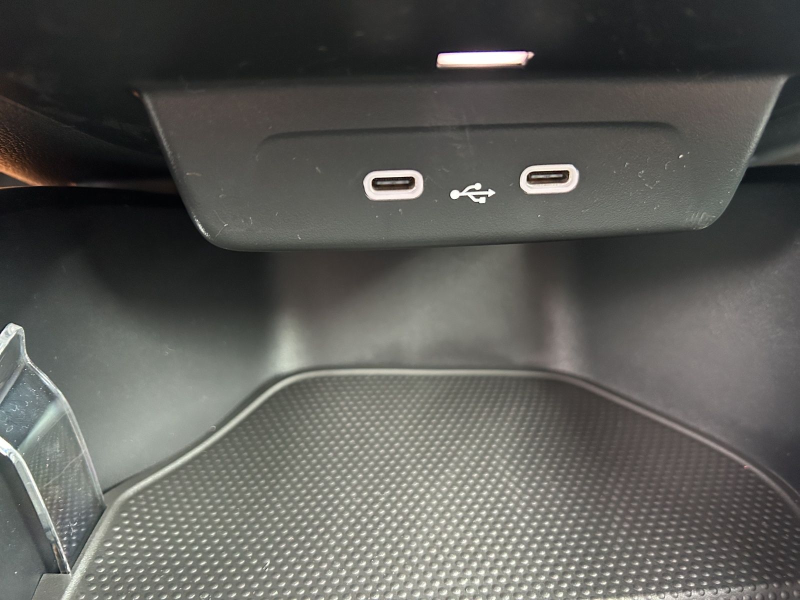 Fahrzeugabbildung SKODA Fabia 130 TSI DSG LED ACC RFK SPORTSITZE