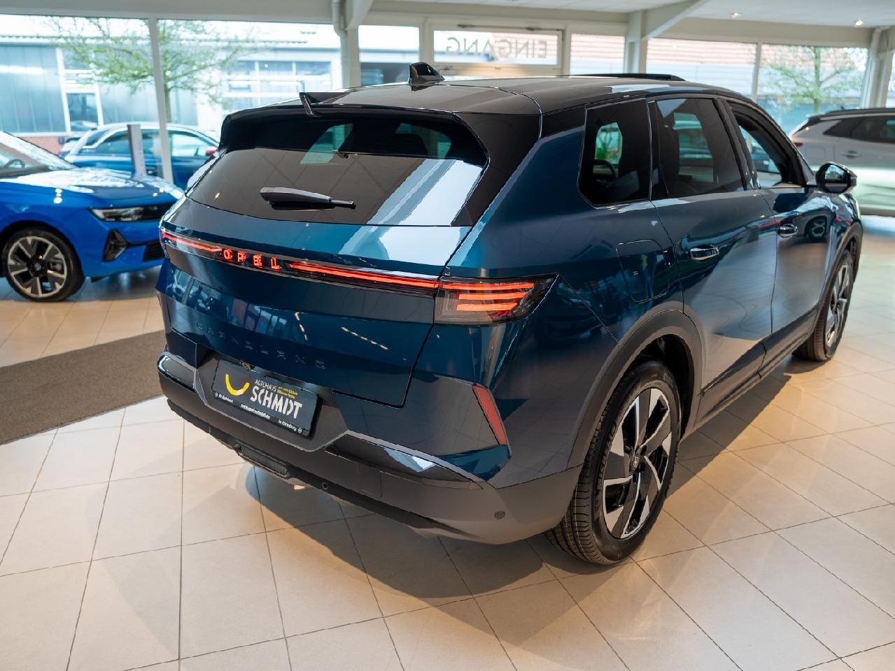 Fahrzeugabbildung Opel Grandland 1.2 48V Mild-Hybrid 100kW GS