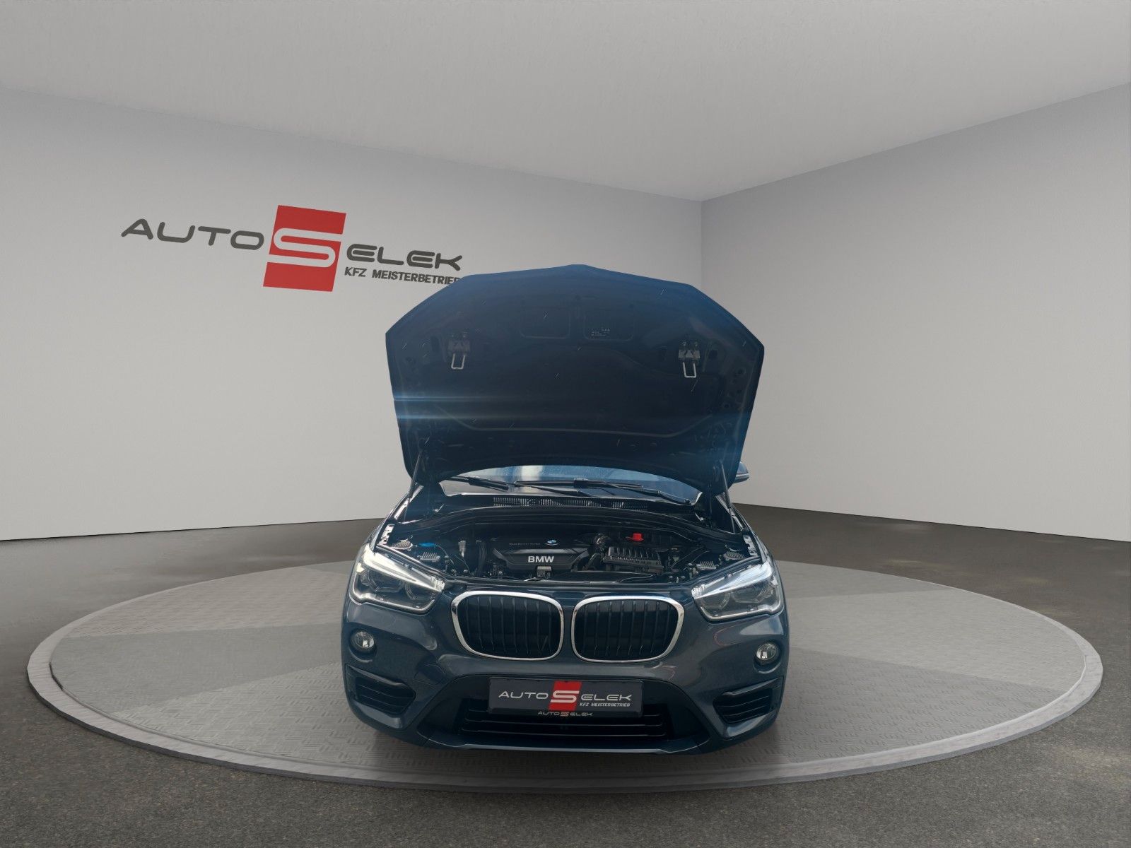 Fahrzeugabbildung BMW X1 xDrive 18 d Sport Line AUTOMATIK