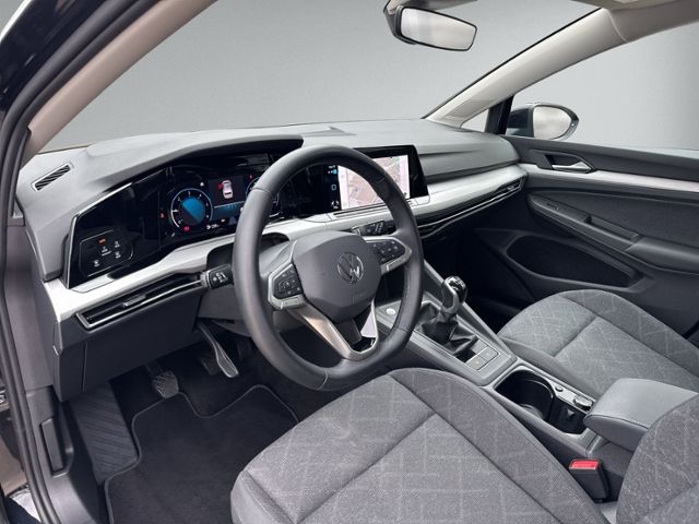 Golf VIII 2.0 TDI Life LED+NAVI+ACC+EINPARKH+SHZ