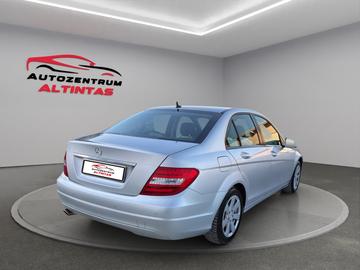 صورة 3 لـ 2012 Mercedes-BENZ C 220