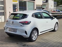Fahrzeugabbildung Clio V Evolution 1.6 E-TECH Hybrid 145 EU6e